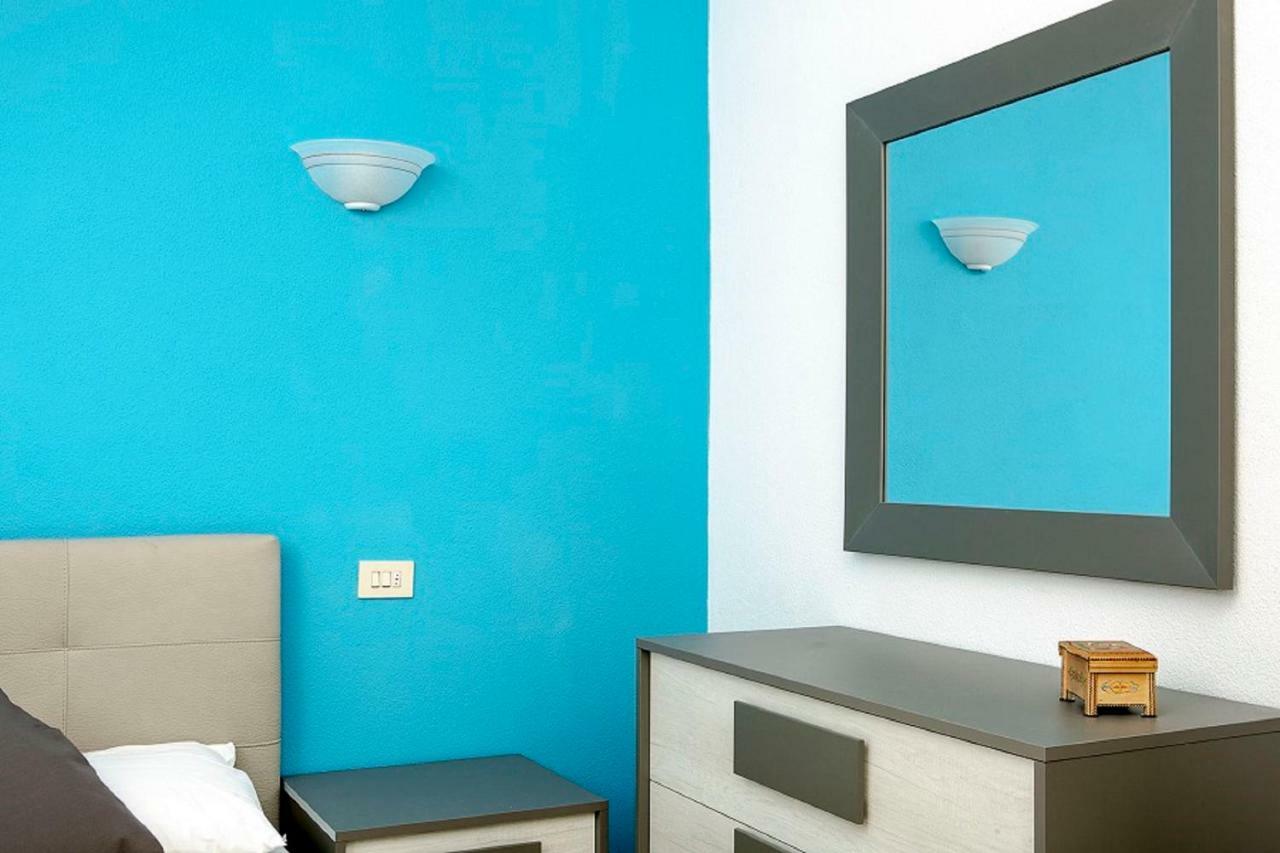 Apartament Bilocale Via Umbria Santa Teresa Gallura Zewnętrze zdjęcie